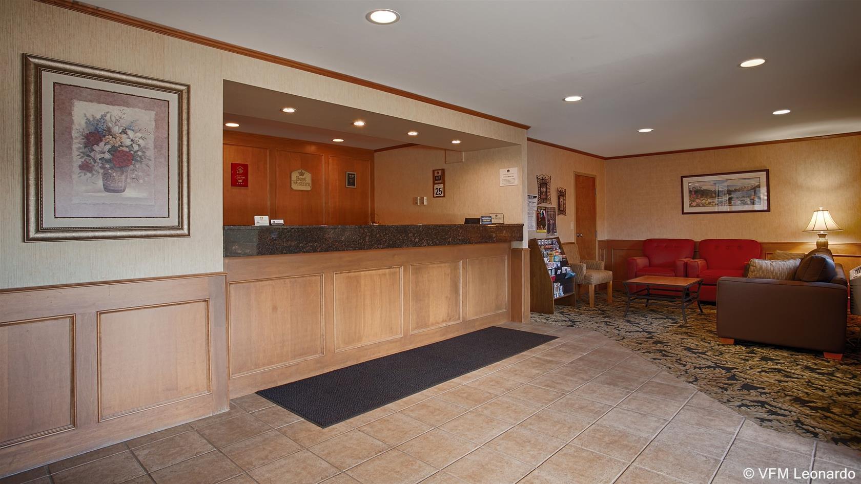 Surestay Plus Hotel By Best Western Salmon Arm Zewnętrze zdjęcie